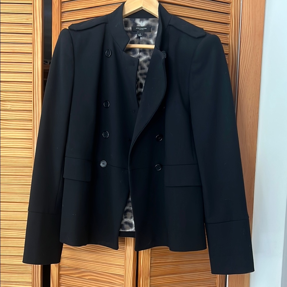 Ann Taylor black thick blazer jacket